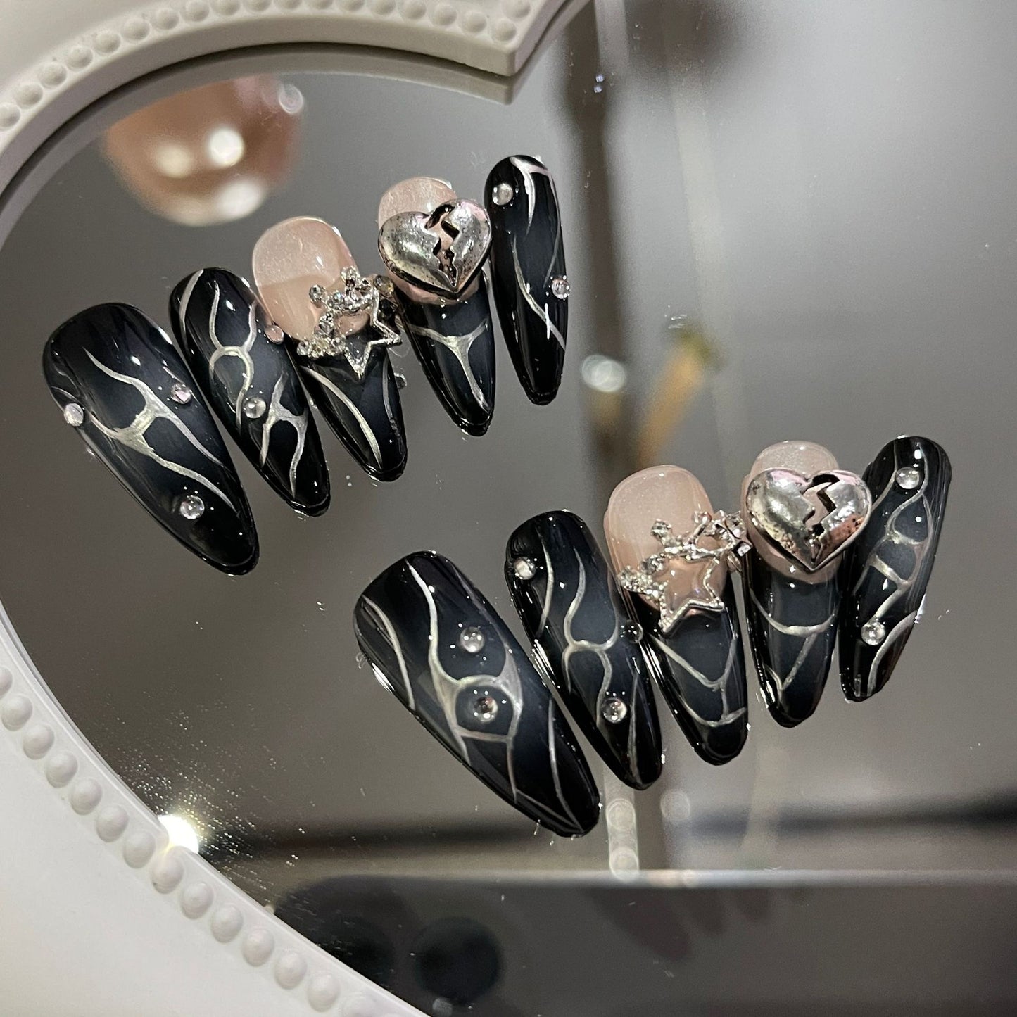 Blackness press on nails High quality handmade sweet cool girls fake nail