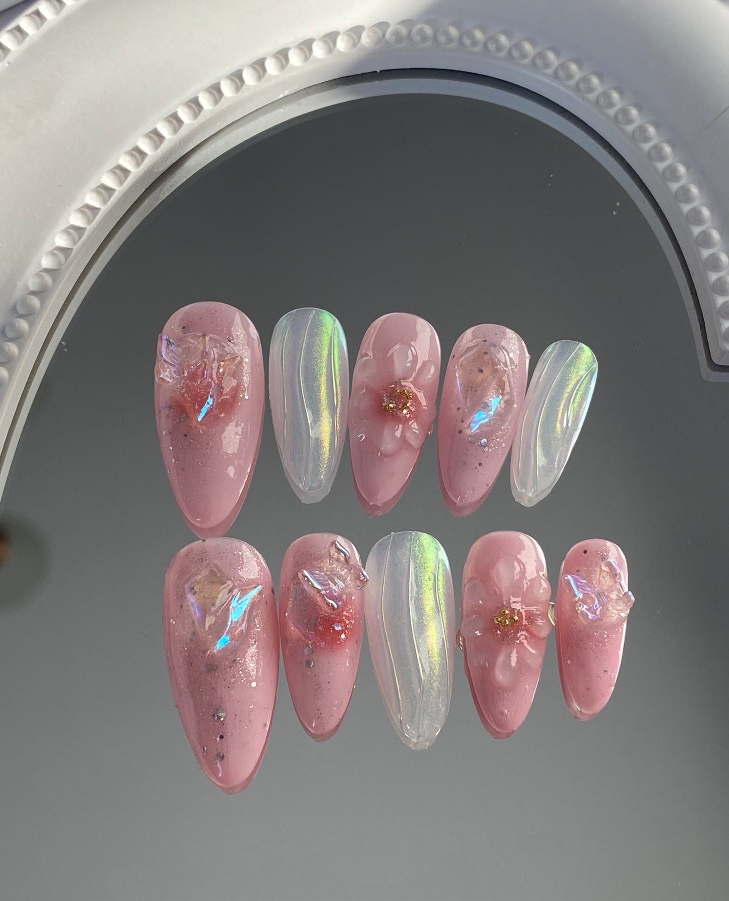 press on nails High quality handmade wearable nails,can reusable hot shiny diamond fllower Almond style