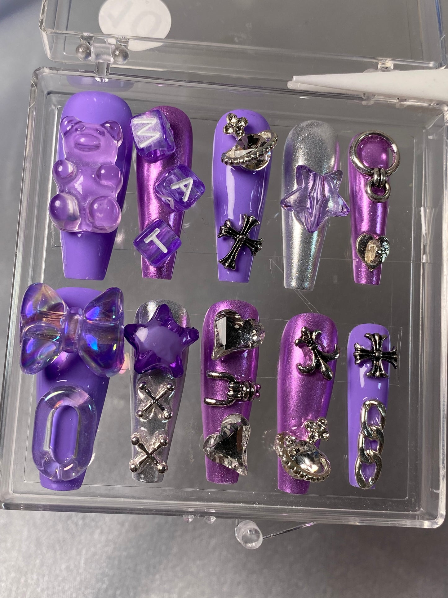 hand made press on nails  purple bear  false nail